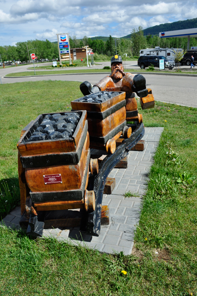 2007 Coal Miners Lunch Wagon carving